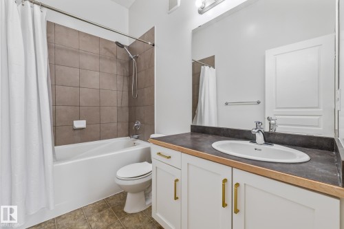 #114 10531 117 St Nw, Edmonton, AB - Indoor Photo Showing Bathroom