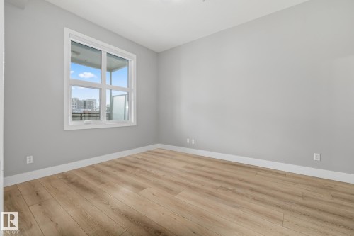 #114 10531 117 St Nw, Edmonton, AB - Indoor Photo Showing Other Room