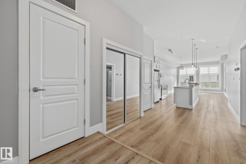#114 10531 117 St Nw, Edmonton, AB - Indoor