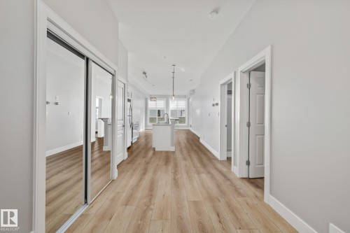 #114 10531 117 St Nw, Edmonton, AB - Indoor Photo Showing Other Room