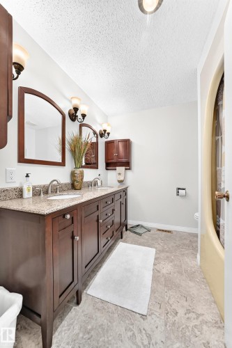 #24 25507 Twp Road 512 A, Rural Parkland County, AB - Indoor Photo Showing Bathroom