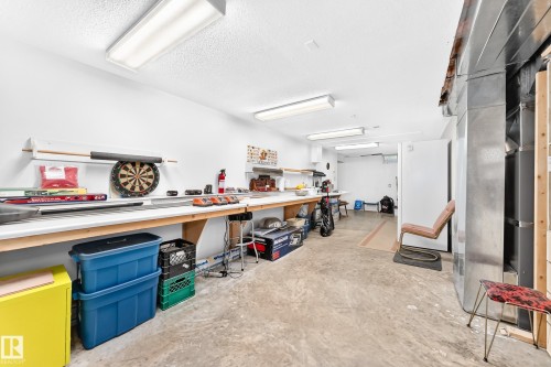 #24 25507 Twp Road 512 A, Rural Parkland County, AB - Indoor