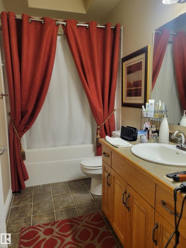 #106 4128 47 St, Drayton Valley, AB - Indoor Photo Showing Bathroom