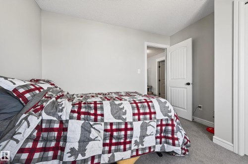 58 Woodbridge Link, Fort Saskatchewan, AB - Indoor Photo Showing Bedroom