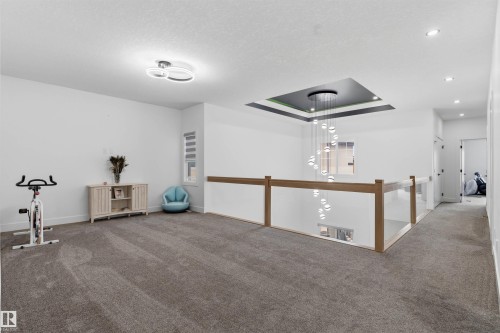 1809 18A Avenue Nw, Edmonton, AB - Indoor Photo Showing Other Room