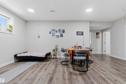 1809 18A Avenue Nw, Edmonton, AB - Indoor Photo Showing Other Room