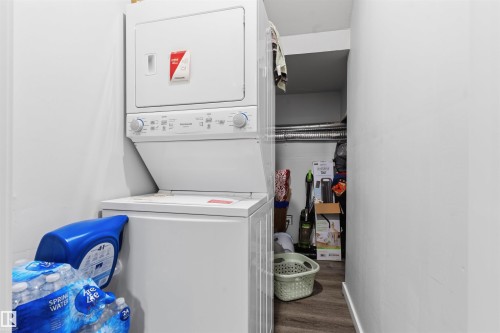 1809 18A Avenue Nw, Edmonton, AB - Indoor Photo Showing Laundry Room