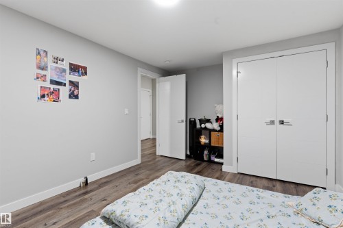 1809 18A Avenue Nw, Edmonton, AB - Indoor Photo Showing Bedroom
