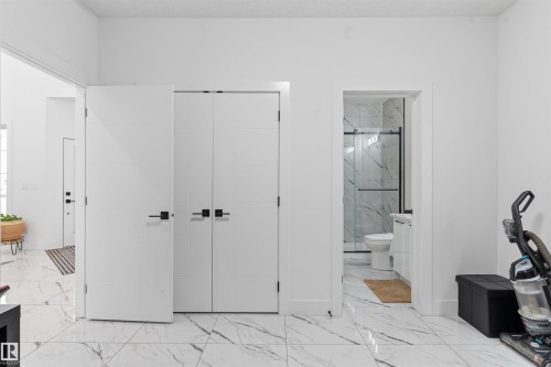 1809 18A Avenue Nw, Edmonton, AB - Indoor Photo Showing Other Room