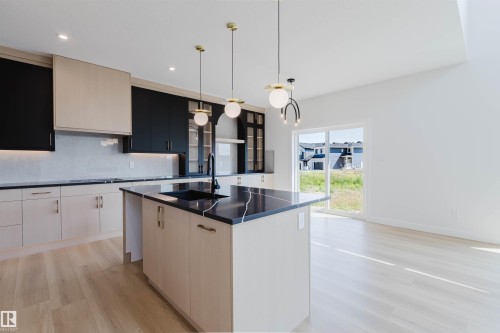3327 Chernowski Way Sw, Edmonton, AB - Indoor Photo Showing Kitchen With Upgraded Kitchen