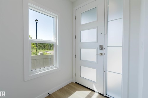 3327 Chernowski Way Sw, Edmonton, AB - Indoor Photo Showing Other Room