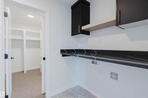 3327 Chernowski Way Sw, Edmonton, AB - Indoor