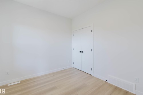 3327 Chernowski Way Sw, Edmonton, AB - Indoor Photo Showing Other Room