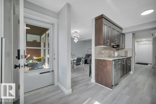 5451 Hill View Crescent Nw, Edmonton, AB - Indoor Photo Showing Kitchen