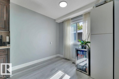 5451 Hill View Crescent Nw, Edmonton, AB - Indoor Photo Showing Other Room