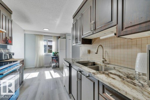 5451 Hill View Crescent Nw, Edmonton, AB - Indoor Photo Showing Kitchen With Double Sink With Upgraded Kitchen