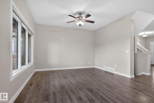 7341 Armour Crescent Sw, Edmonton, AB - Indoor Photo Showing Other Room