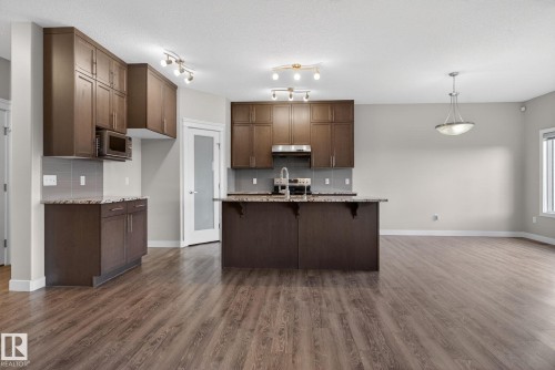 7341 Armour Crescent Sw, Edmonton, AB - Indoor Photo Showing Kitchen