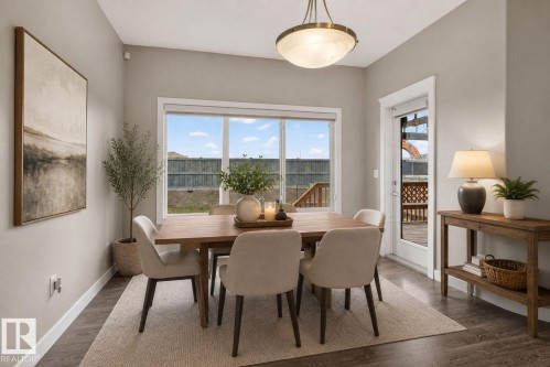 7341 Armour Crescent Sw, Edmonton, AB - Indoor Photo Showing Dining Room