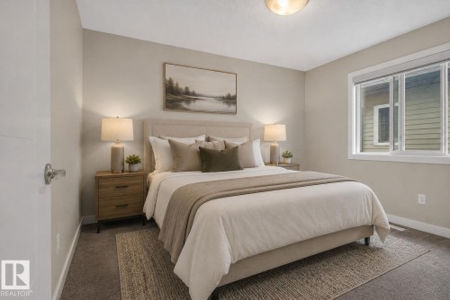 7341 Armour Crescent Sw, Edmonton, AB - Indoor Photo Showing Bedroom
