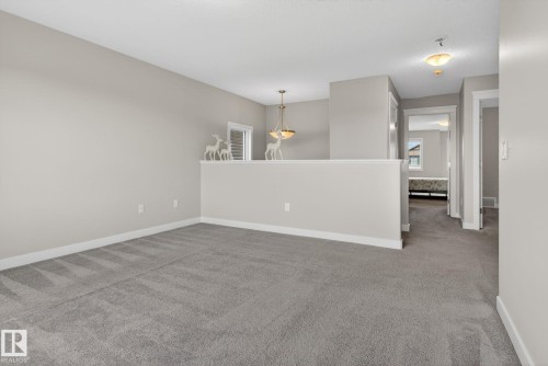 7341 Armour Crescent Sw, Edmonton, AB - Indoor Photo Showing Other Room