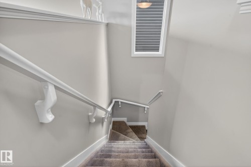 7341 Armour Crescent Sw, Edmonton, AB - Indoor Photo Showing Other Room