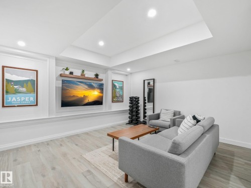 34 Edgefield Way, St. Albert, AB - Indoor Photo Showing Living Room