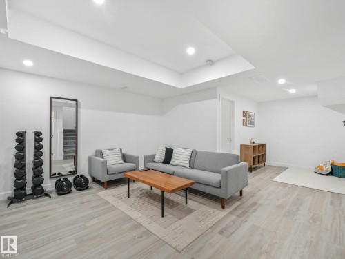34 Edgefield Way, St. Albert, AB - Indoor