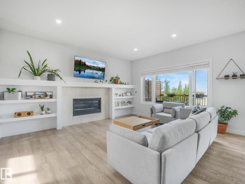 34 Edgefield Way, St. Albert, AB - Indoor Photo Showing Living Room With Fireplace