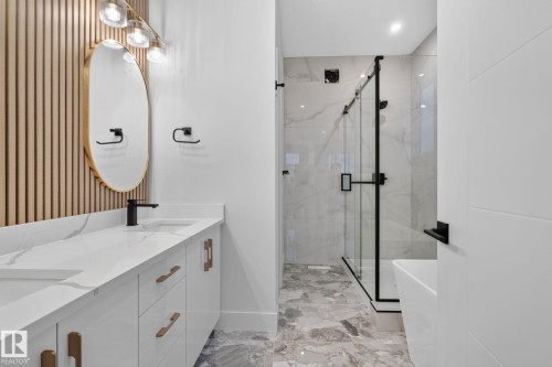 15728 9 Street Ne, Edmonton, AB - Indoor Photo Showing Bathroom