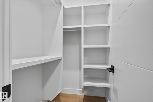 15728 9 Street Ne, Edmonton, AB - Indoor With Storage