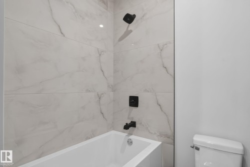 15728 9 Street Ne, Edmonton, AB - Indoor Photo Showing Bathroom