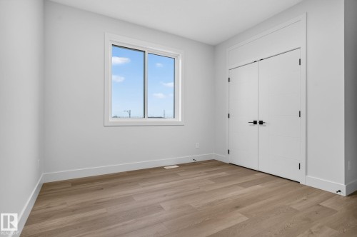 15728 9 Street Ne, Edmonton, AB - Indoor Photo Showing Other Room