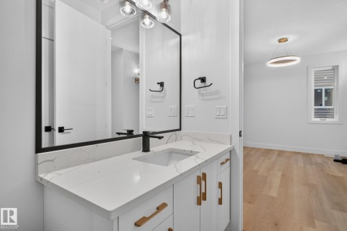 15728 9 Street Ne, Edmonton, AB - Indoor Photo Showing Bathroom