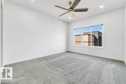 5140 23 Avenue Sw, Edmonton, AB - Indoor Photo Showing Other Room