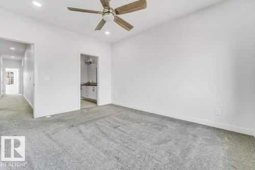5140 23 Avenue Sw, Edmonton, AB - Indoor Photo Showing Other Room