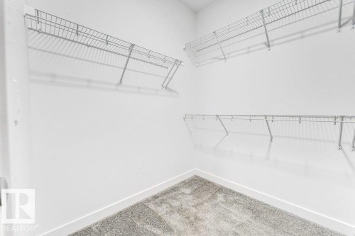 5140 23 Avenue Sw, Edmonton, AB - Indoor With Storage