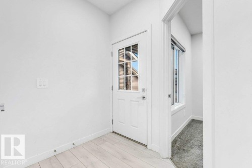 5140 23 Avenue Sw, Edmonton, AB - Indoor Photo Showing Other Room