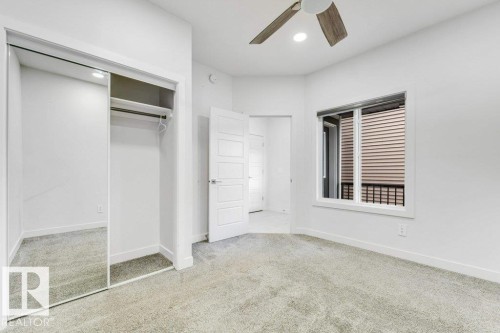 5140 23 Avenue Sw, Edmonton, AB - Indoor Photo Showing Other Room