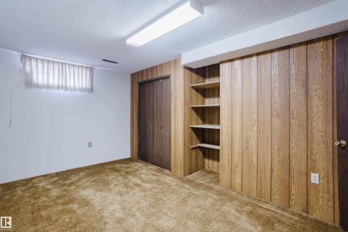 9536 151 Avenue Nw, Edmonton, AB - Indoor Photo Showing Other Room