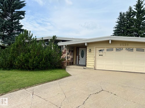 9536 151 Avenue Nw, Edmonton, AB - Outdoor