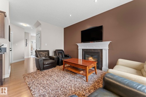 45 Meadowview Court, Spruce Grove, AB - Indoor Photo Showing Living Room With Fireplace
