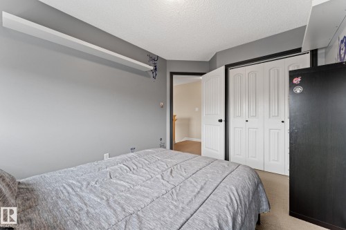 45 Meadowview Court, Spruce Grove, AB - Indoor Photo Showing Bedroom