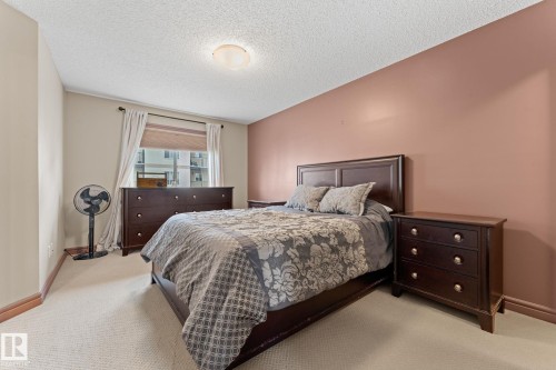 45 Meadowview Court, Spruce Grove, AB - Indoor Photo Showing Bedroom