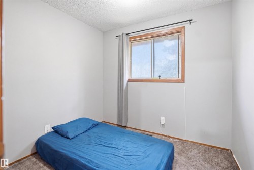 2107 40 Street Nw, Edmonton, AB - Indoor Photo Showing Bedroom