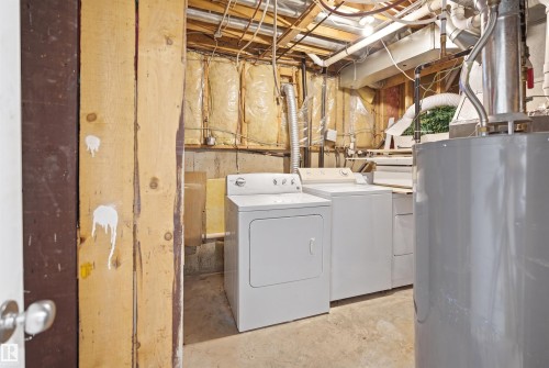 2107 40 Street Nw, Edmonton, AB - Indoor Photo Showing Laundry Room