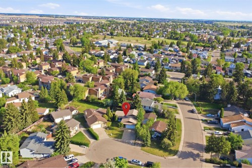 2107 40 Street Nw, Edmonton, AB - Outdoor With View