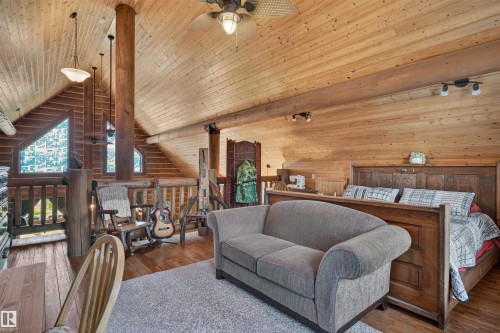 107 Idlehours Drive, Rural Barrhead County, AB - Indoor Photo Showing Bedroom