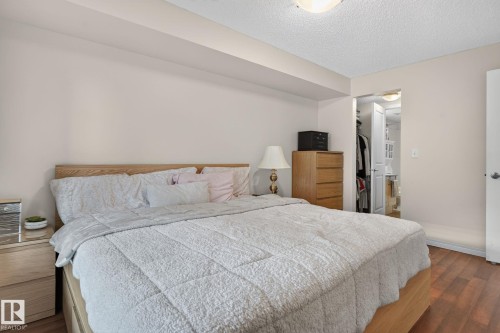 #317 11441 Ellerslie Rd Sw, Edmonton, AB - Indoor Photo Showing Bedroom