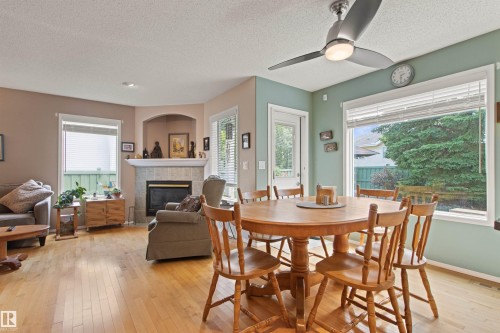 627 Wotherspoon Close Nw, Edmonton, AB - Indoor With Fireplace